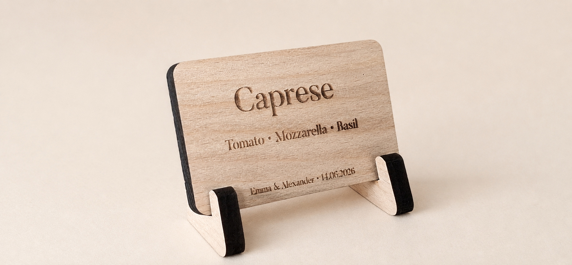 Gravierte Buffet-Schilder aus Holz · 02 Caprese Detail.jpg